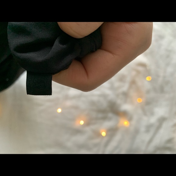 Lululemon stretchy fabric pants - Picture 4 of 4